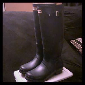 Hunter Women's Black Rain Boots